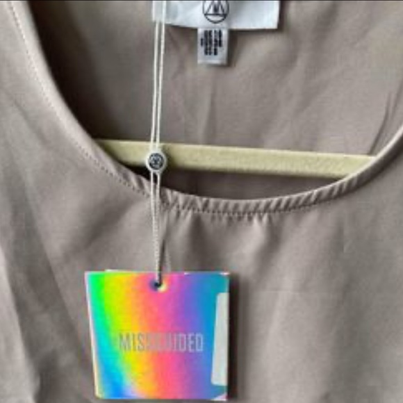 Missguided Flute Sleeve Dress - Picture 2 of 5